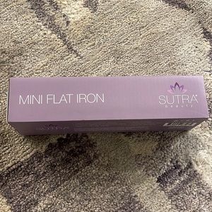 Mini flat iron